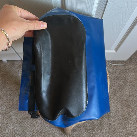 SealLine Blue discovery Waterproof dry Bag 20L - Picture 3 of 7